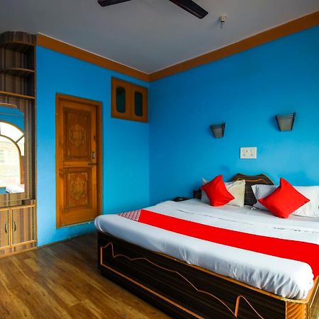 Oyo Hotel New Divine Kashmir Durgjan Εξωτερικό φωτογραφία