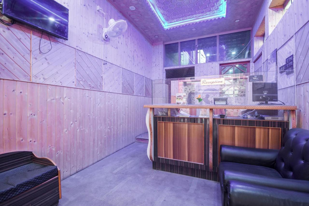 Oyo Hotel New Divine Kashmir Durgjan Εξωτερικό φωτογραφία