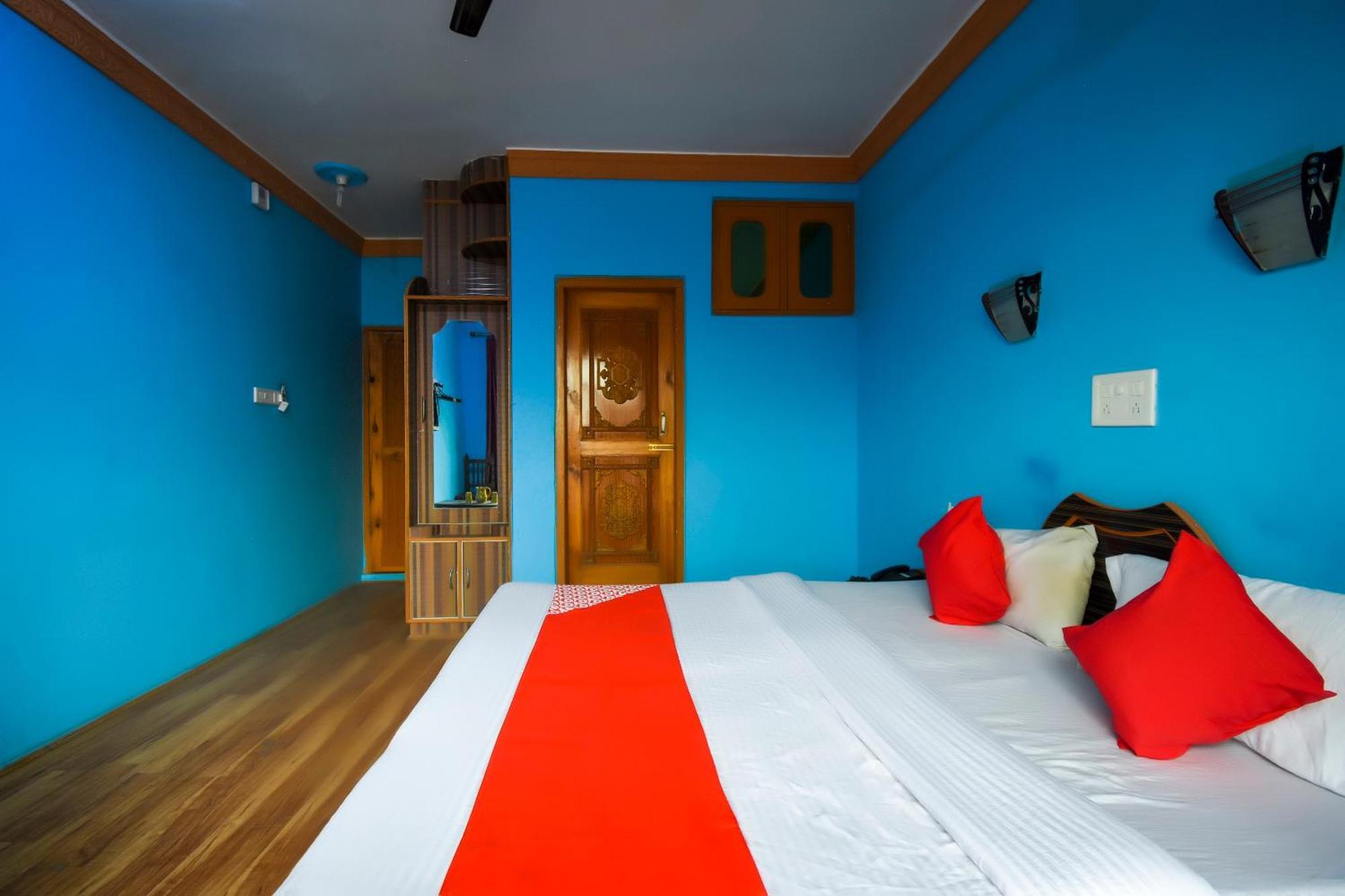 Oyo Hotel New Divine Kashmir Durgjan Εξωτερικό φωτογραφία