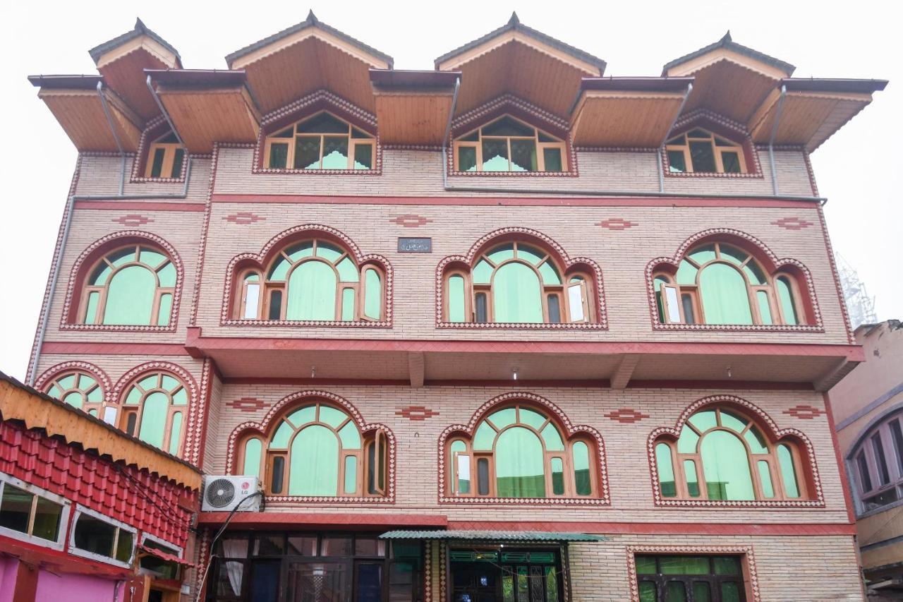 Oyo Hotel New Divine Kashmir Durgjan Εξωτερικό φωτογραφία